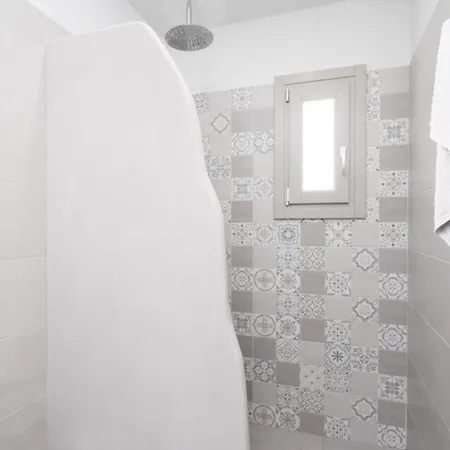 New Sea Serenity Next To The Sea With Private Jacuzzi *