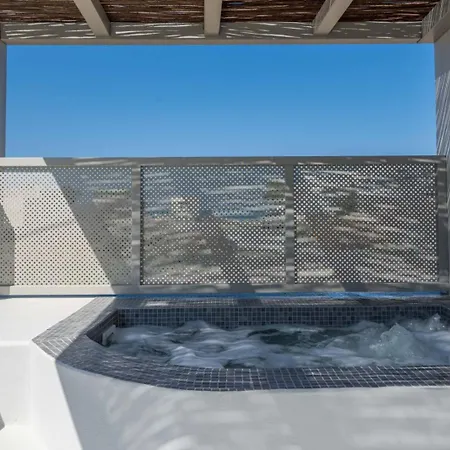 New Sea Serenity Next To The Sea With Private Jacuzzi *
