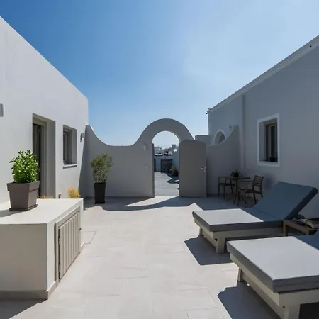 New Sea Serenity Next To The Sea With Private Jacuzzi Villa