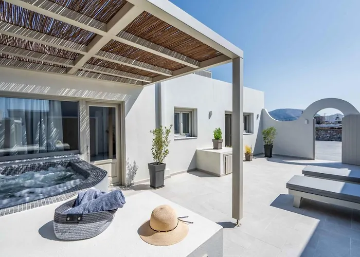 Villa New Sea Serenity Next To The Sea With Private Jacuzzi