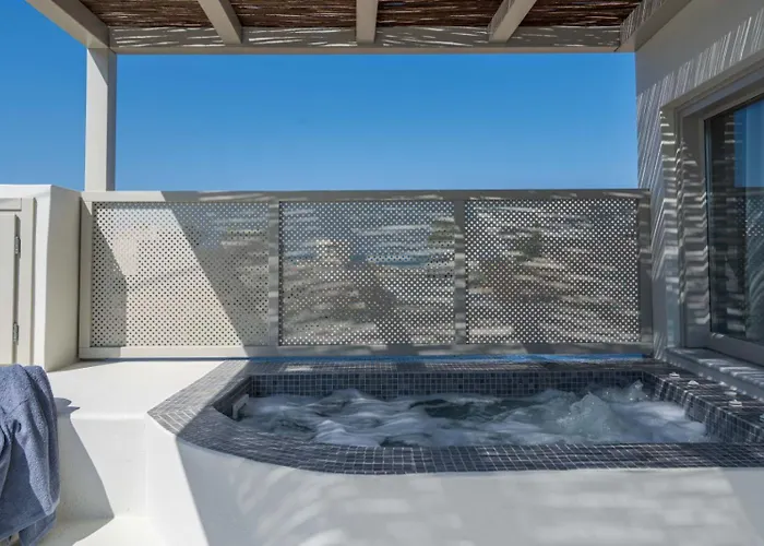 New Sea Serenity Next To The Sea With Private Jacuzzi *