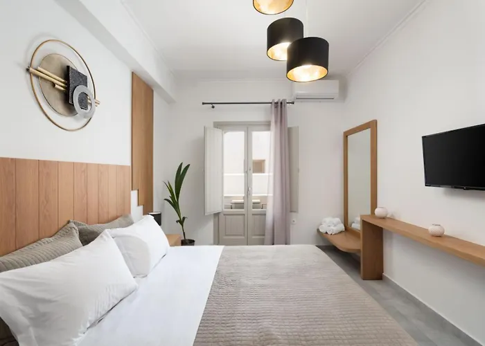 Villa New Sea Serenity Next To The Sea With Private Jacuzzi Vlychada