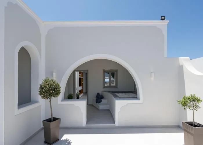 Villa New Sea Serenity Next To The Sea With Private Jacuzzi