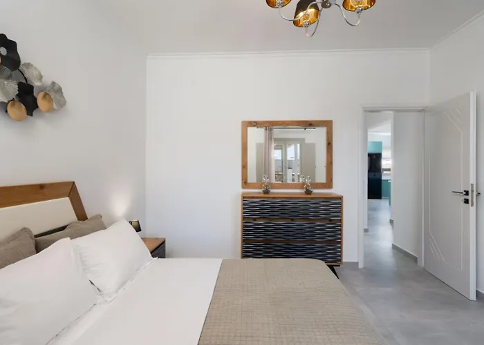 Villa New Sea Serenity Next To The Sea With Private Jacuzzi *