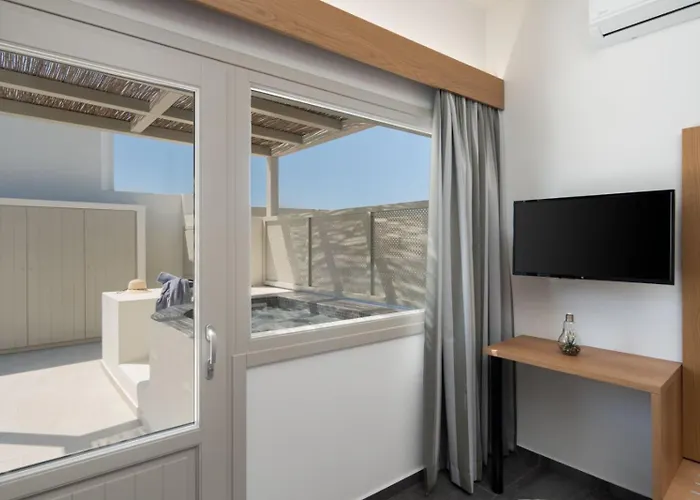 New Sea Serenity Next To The Sea With Private Jacuzzi 别墅